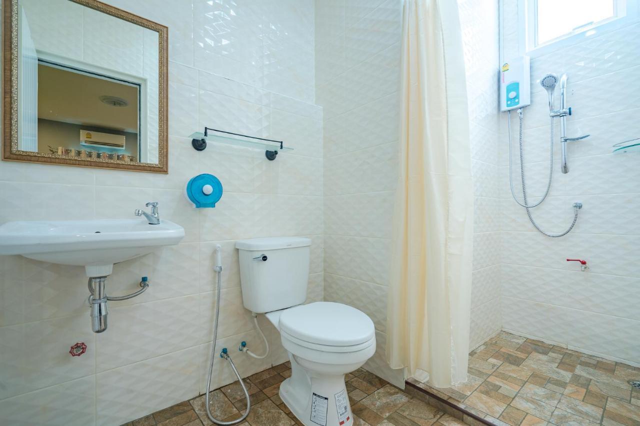 בנגקוק Penyos Residence מראה חיצוני תמונה